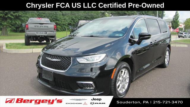 2025 Chrysler Pacifica Select for sale in Souderton, PA