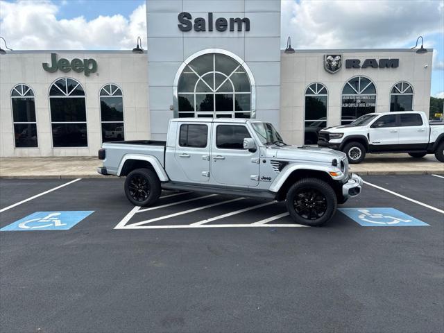 2022 Jeep Gladiator Overland for sale in Salem, OH