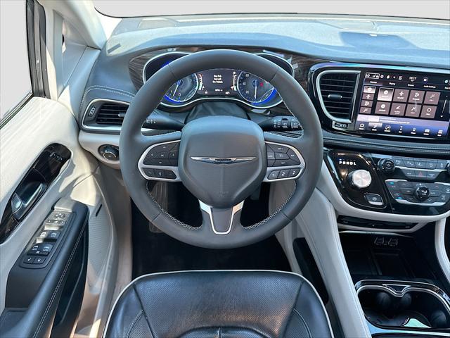 2023 Chrysler Pacifica Limited AWD