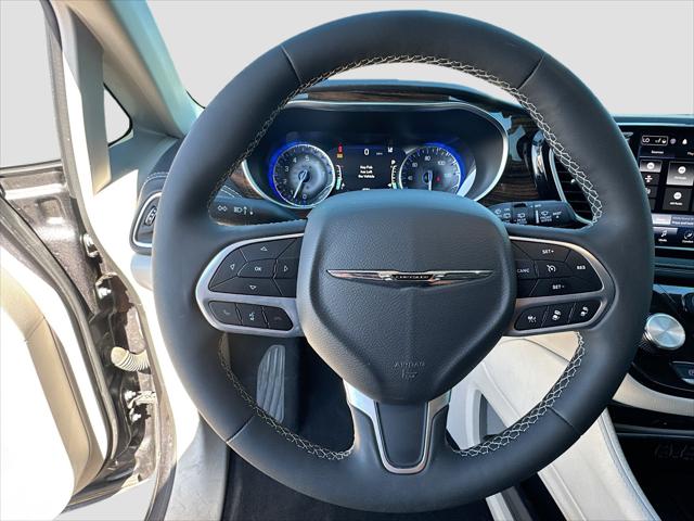 2023 Chrysler Pacifica Limited AWD