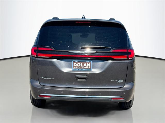 2023 Chrysler Pacifica Limited AWD