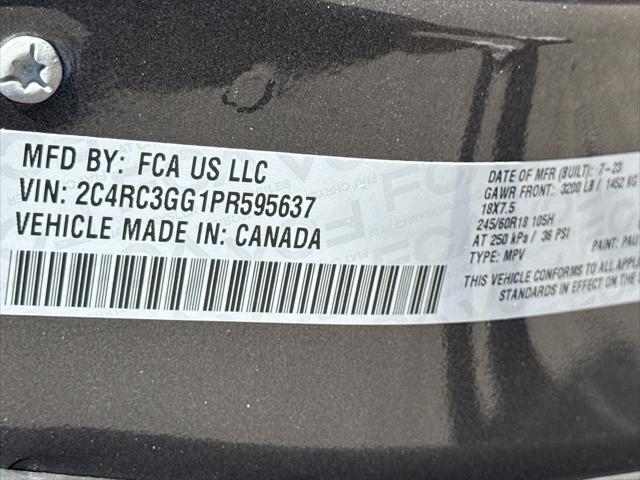 2023 Chrysler Pacifica Limited AWD