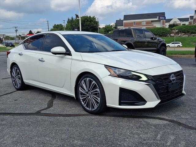 2023 Nissan Altima SL FWD for sale in Lancaster, PA