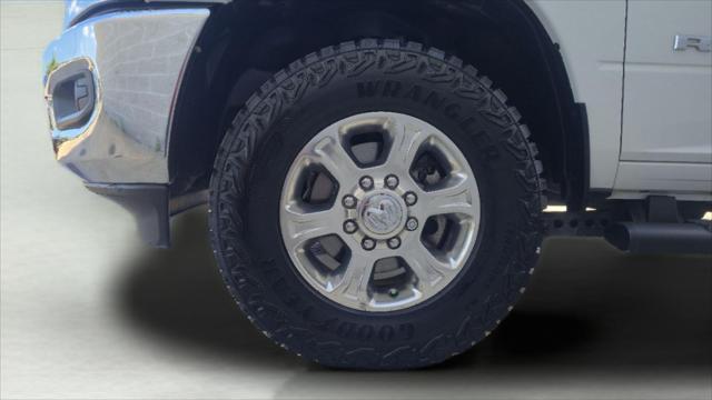 2023 Ram 3500 Big Horn Crew Cab 4x4 8' Box