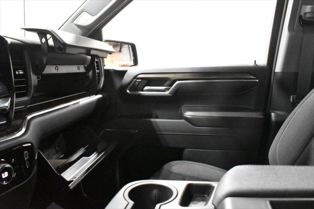 Used 2023 Chevrolet Silverado 1500 4WD Crew Cab Short Bed LT with 2FL For Sale in Toledo, OH