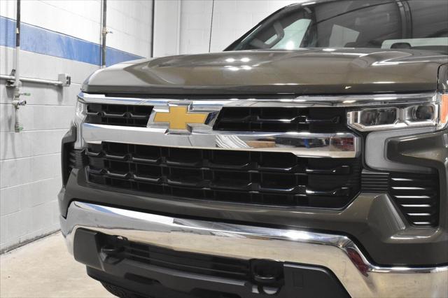 Used 2023 Chevrolet Silverado 1500 4WD Crew Cab Short Bed LT with 2FL For Sale in Toledo, OH