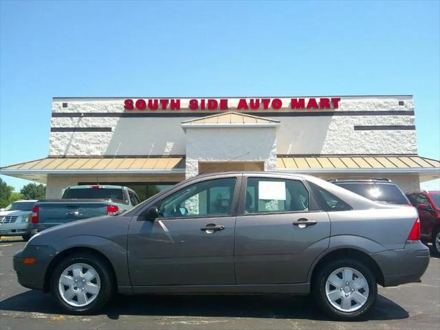 2006 Ford Focus ZX4 for sale in Cudahy, WI