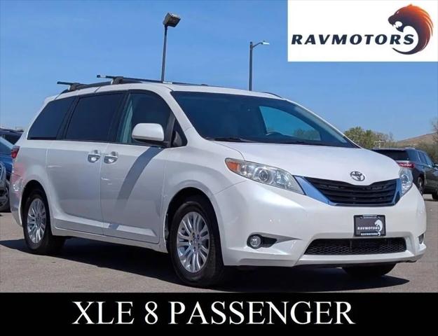 2017 Toyota Sienna XLE 8 Passenger for sale in Minneapolis, MN