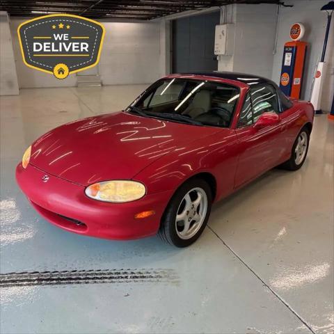 1999 Mazda MX-5 Base 2dr Convertible for sale in Roselle, IL