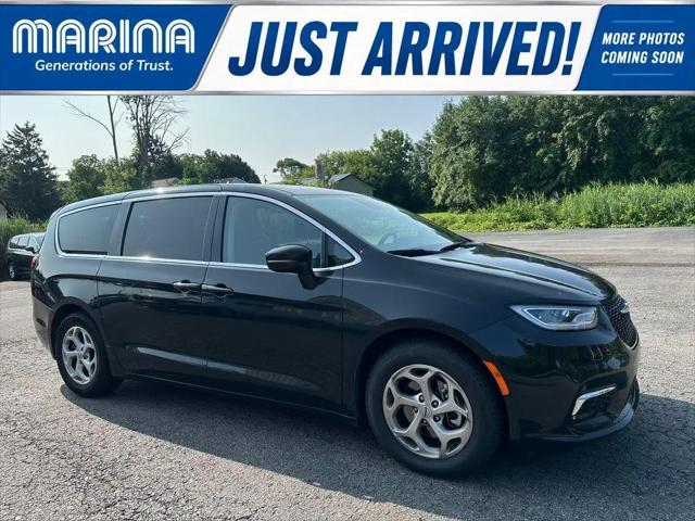 2024 Chrysler Pacifica Limited for sale in Webster, NY