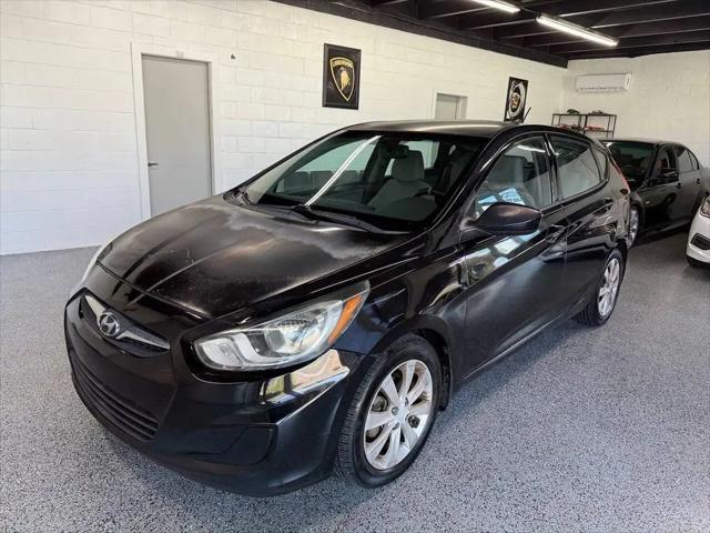 2012 Hyundai Accent SE for sale in Leesburg, FL