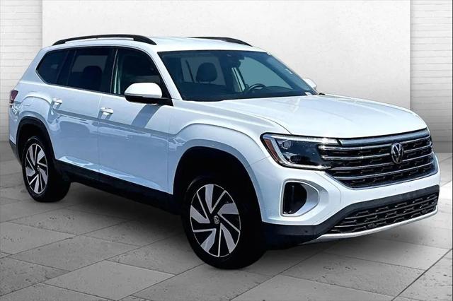 2025 Volkswagen Atlas 2.0T SE w/Technology for sale in Topeka, KS