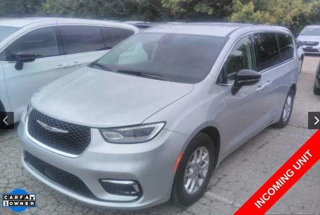 2024 Chrysler Pacifica Touring L for sale in Muskegon, MI