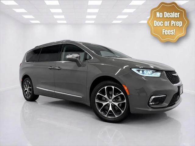 2021 Chrysler Pacifica Limited AWD for sale in Springfield, VT