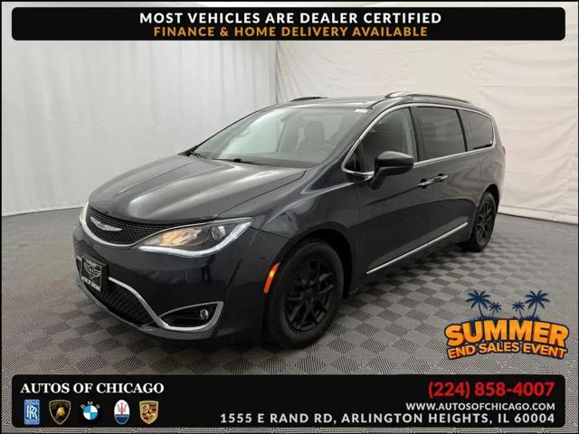 2020 Chrysler Pacifica Touring L for sale in Arlington Heights, IL