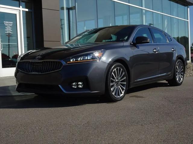 2017 Kia Cadenza for sale near Cincinnati, OH