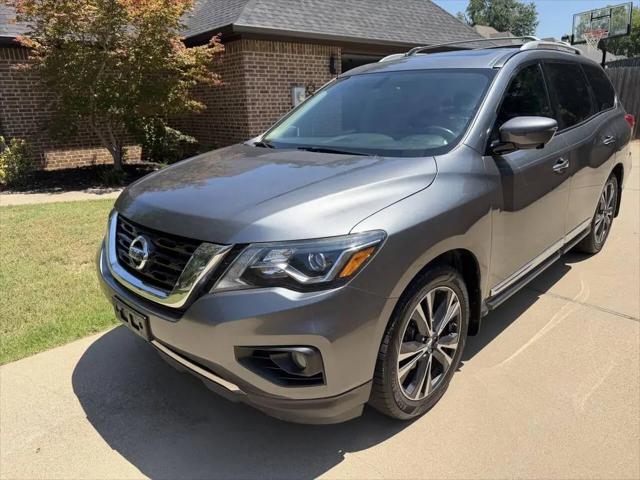 2017 Nissan Pathfinder Platinum for sale in Whitehouse, TX