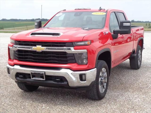 2024 Chevrolet Silverado 2500HD 4WD Crew Cab Standard Bed LT for sale in Edina, MO