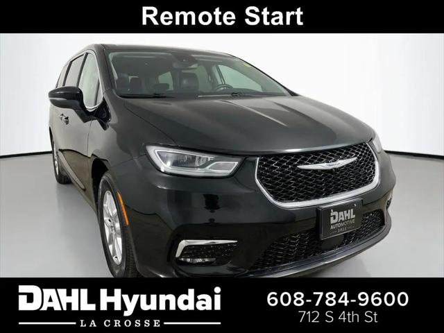 2023 Chrysler Pacifica Touring L for sale in La Crosse, WI