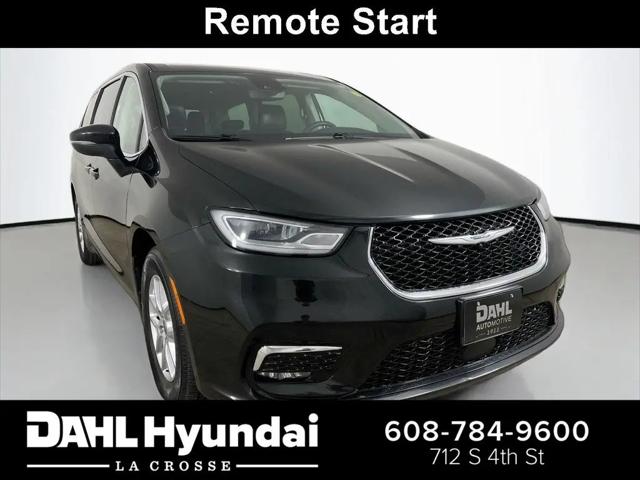 2023 Chrysler Pacifica Touring L for sale in La Crosse, WI