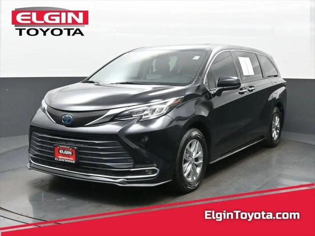 2022 Toyota Sienna XLE for sale in Streamwood, IL