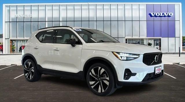 2026 Volvo XC40 Ultra, B5 AWD Gas (mild hybrid), Dark for sale in Barrington, IL
