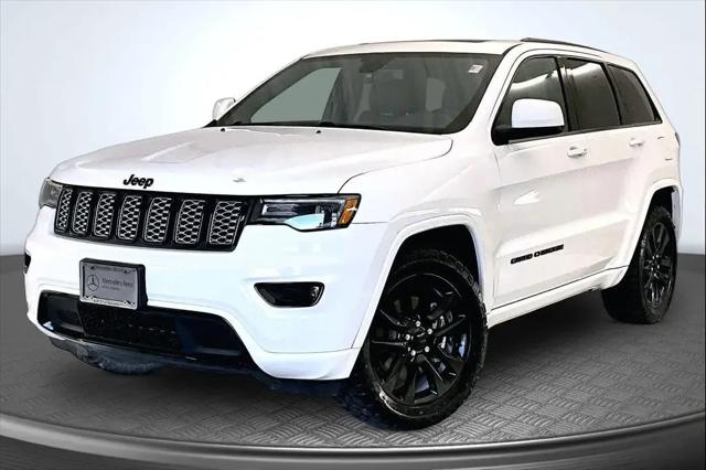 2021 Jeep Grand Cherokee Laredo X 4x4 for sale in Urbandale, IA