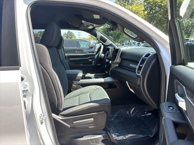 2026 Ram 1500 Big Horn Crew Cab 4x4 64 Box