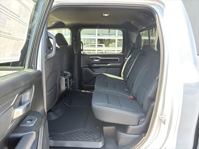 2026 Ram 1500 Big Horn Crew Cab 4x4 64 Box