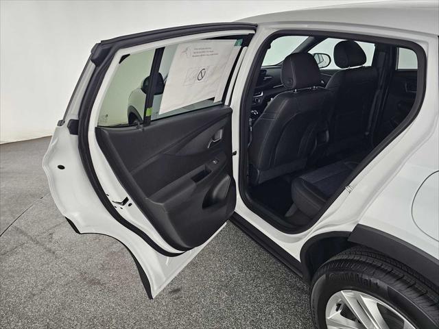 2026 Buick NV Preferred FWD
