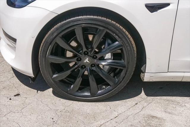 2021 Tesla Model 3 Standard Range Plus Rear-Wheel Drive