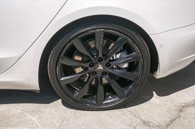 2021 Tesla Model 3 Standard Range Plus Rear-Wheel Drive