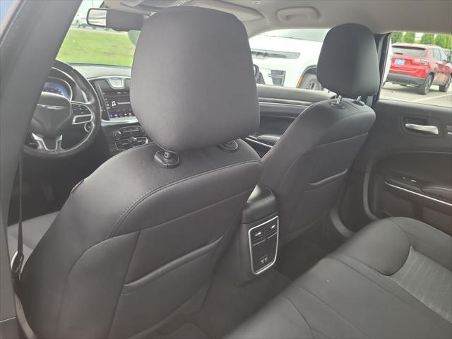 2021 Chrysler 300 Touring