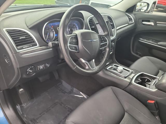 2021 Chrysler 300 Touring