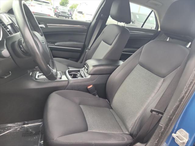 2021 Chrysler 300 Touring