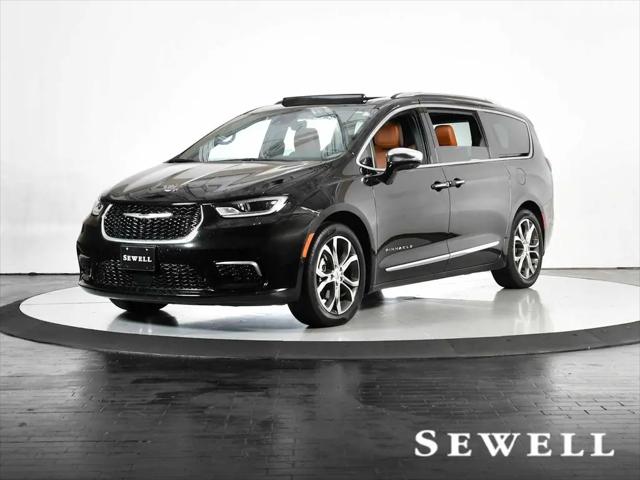 2024 Chrysler Pacifica Pinnacle for sale in Dallas, TX