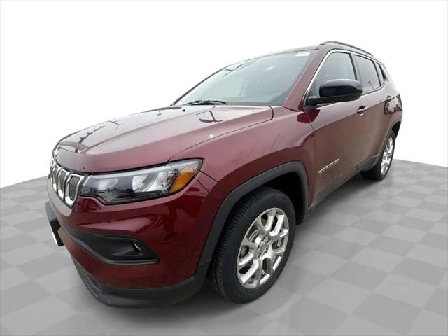 2022 Jeep Compass Latitude Lux 4x4 for sale in Hales Corners, WI