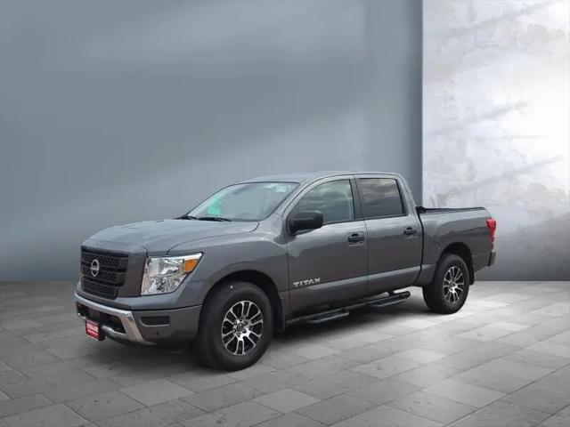 2024 Nissan Titan Crew Cab SV 4x4 for sale in Sioux Falls, SD