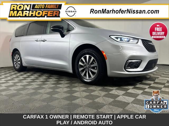 2024 Chrysler Pacifica Hybrid Select for sale in Cuyahoga Falls, OH
