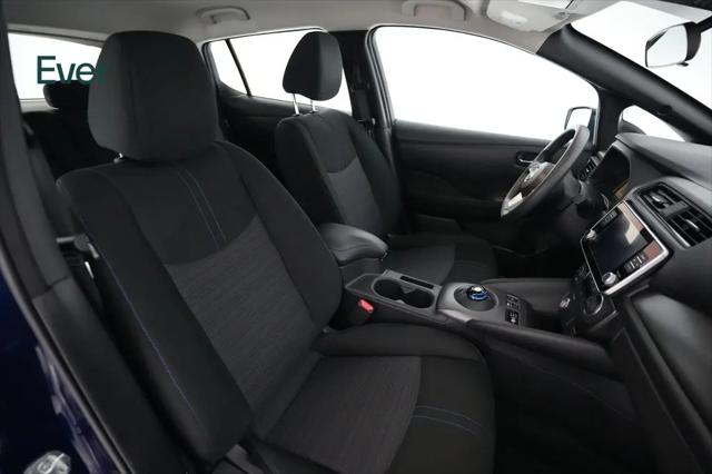 2025 Nissan LEAF S