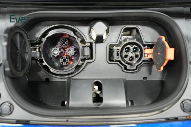 2025 Nissan LEAF S
