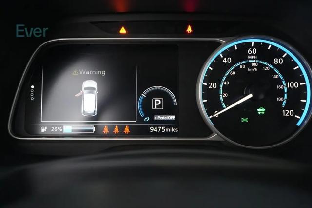 2024 Nissan LEAF SV PLUS