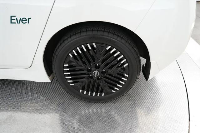 2024 Nissan LEAF SV PLUS