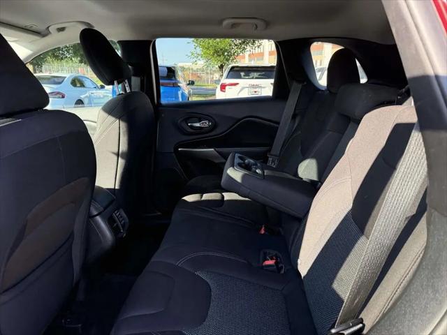 2019 Jeep Cherokee Latitude FWD
