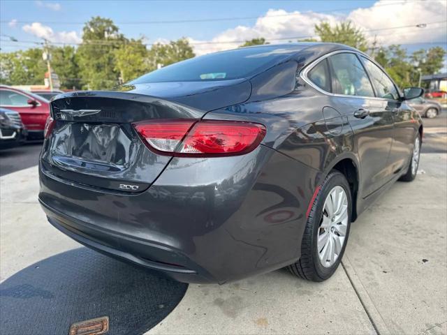 2015 Chrysler 200 LX