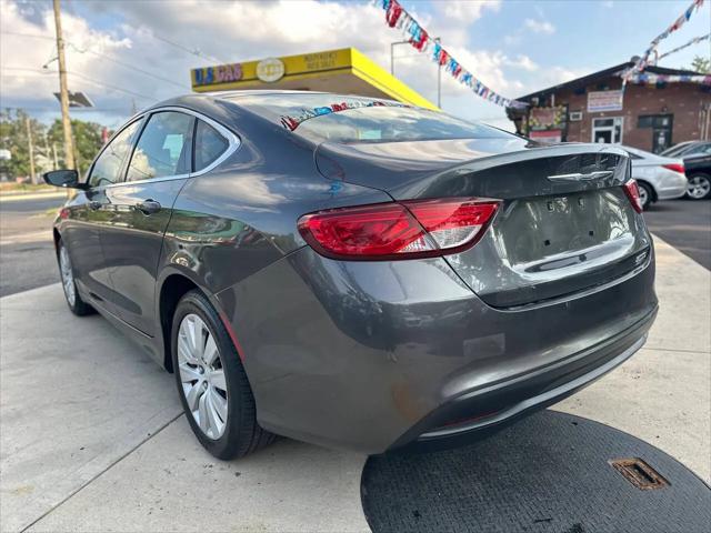 2015 Chrysler 200 LX