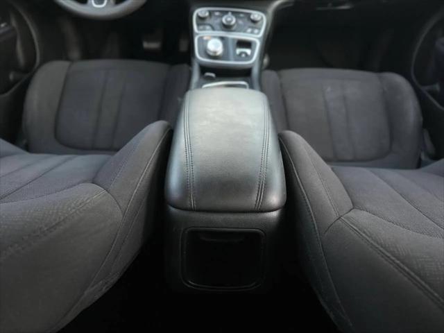 2015 Chrysler 200 LX