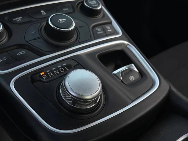 2015 Chrysler 200 LX