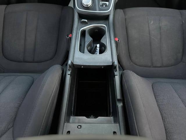 2015 Chrysler 200 LX