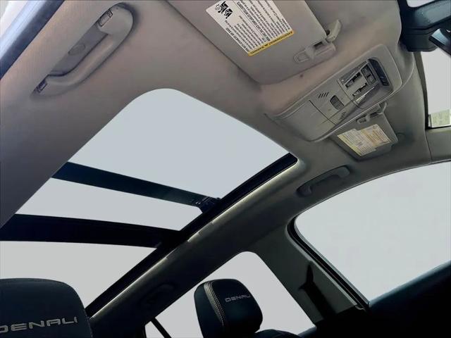 2023 GMC Terrain AWD Denali